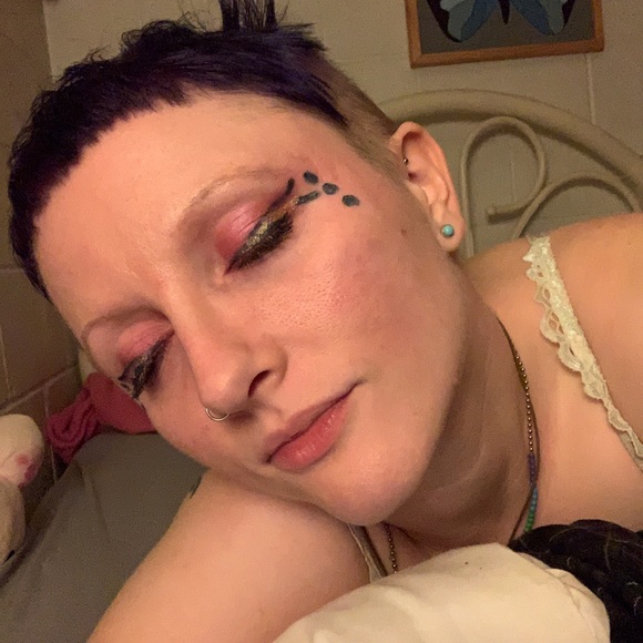 Meet your Posher, Kate - Picture 3 of 9